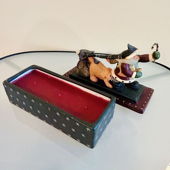 Williraye Studio Christmas Santa Candy Cane With Dog Cat Figurine Candle Box - Picture 9 of 16